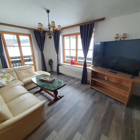 Haus Schattau Appartamento